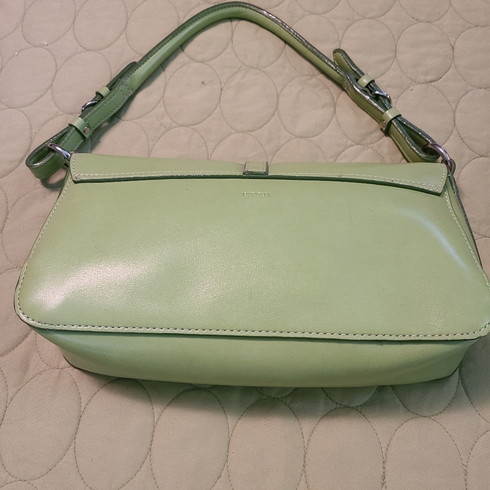 HP 🔥🔥🔥NWOT Mondani purse, handbag Green - Picture 2 of 4